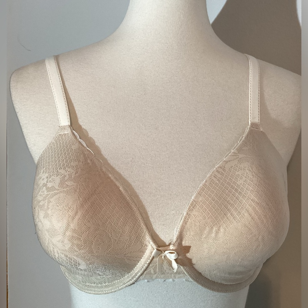 Maidenform Comfort Devotion underwire bra,#09404,lightly padded, 34D, adj straps